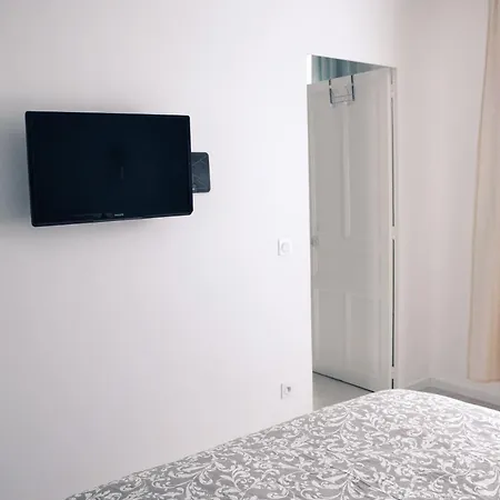 Appartement Netflix I Molotov I Lit 160x200 I Proche Gare Et Centre I 39m2 I Wifi Toulon